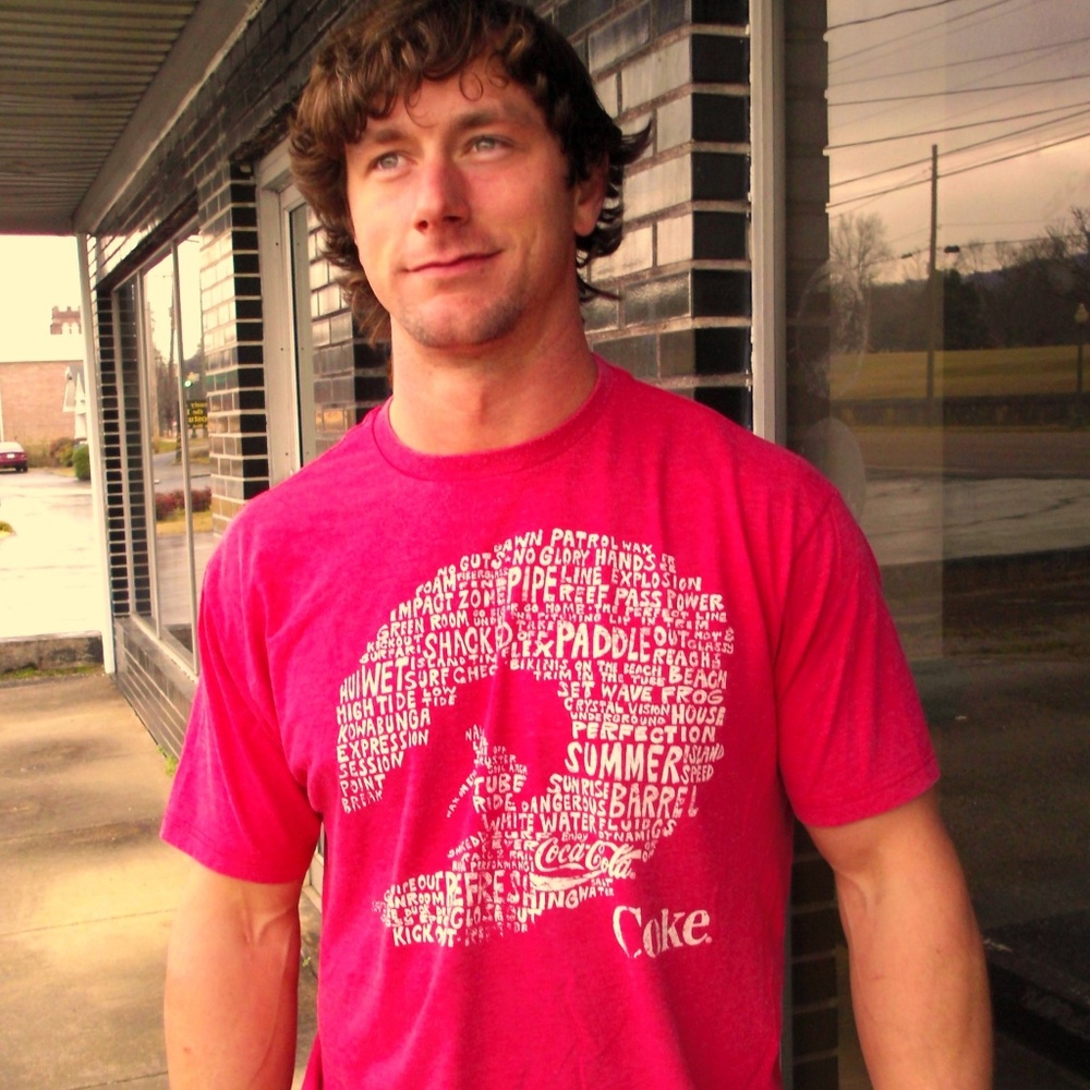 COCA-COLA Surfer Theme Red T-Shirt